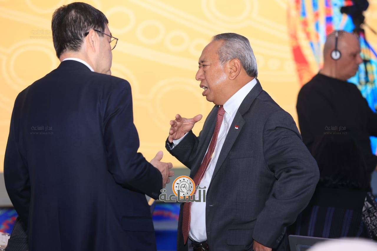 Madar Al-Saa Images 0.7157166234533252