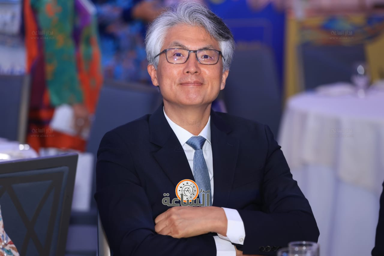 Madar Al-Saa Images 0.2552780575524217