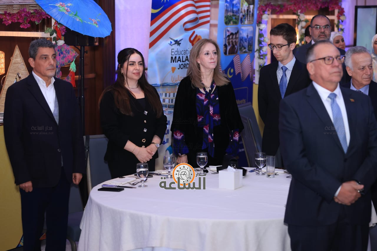 Madar Al-Saa Images 0.49483037993803425