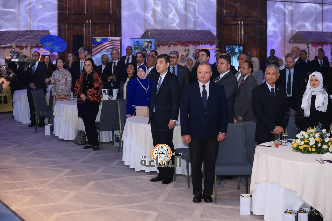 Madar Al-Saa Images 0.4875813377442716