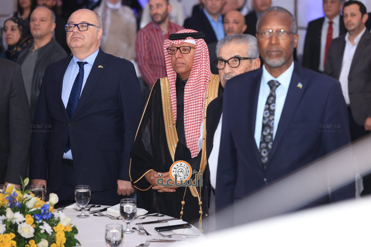 Madar Al-Saa Images 0.7750896945953171