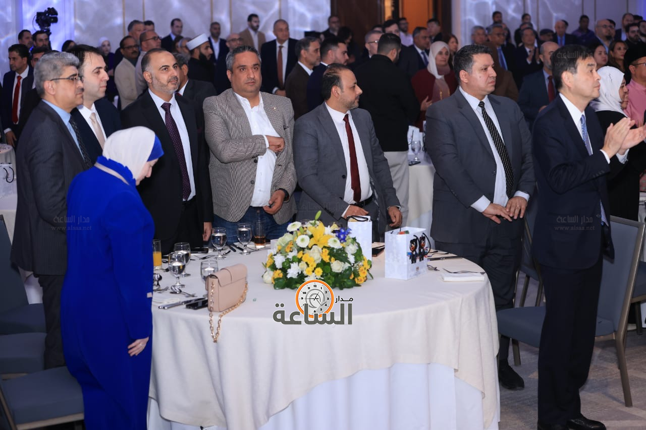 Madar Al-Saa Images 0.9925573302614686