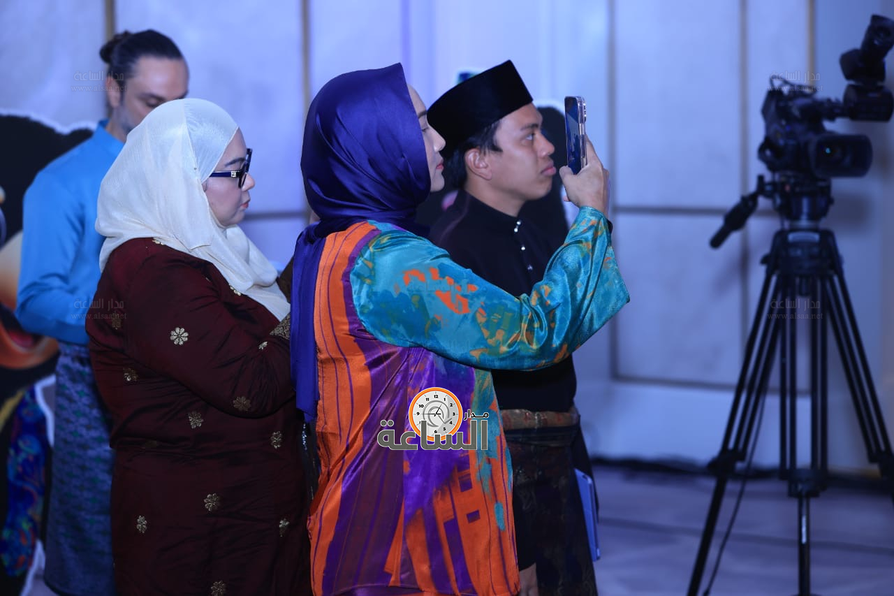 Madar Al-Saa Images 0.21625951515616915