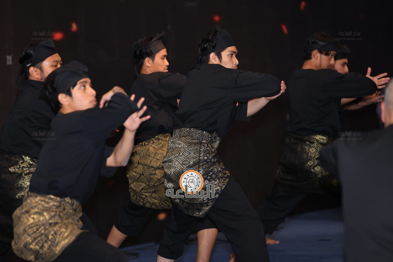 Madar Al-Saa Images 0.9693652980535217