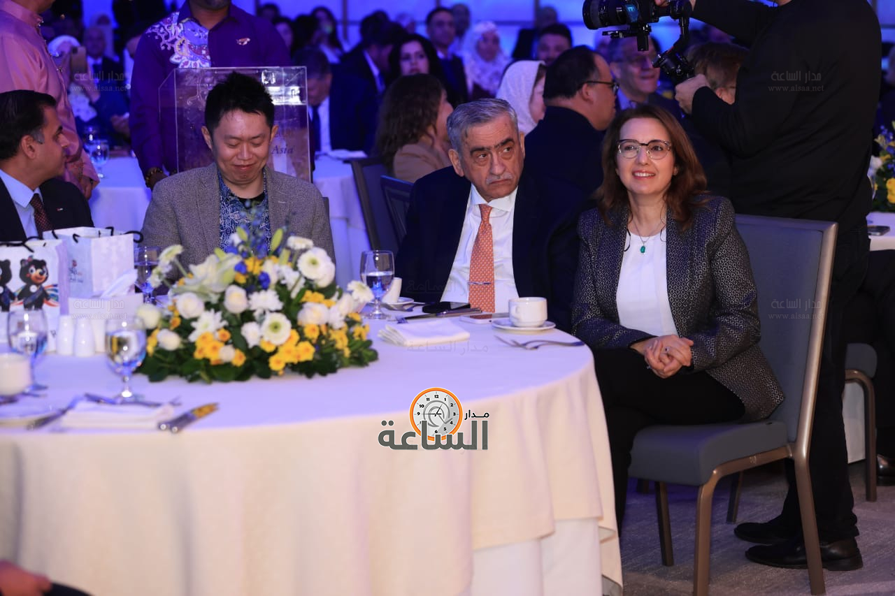 Madar Al-Saa Images 0.8306759340311096