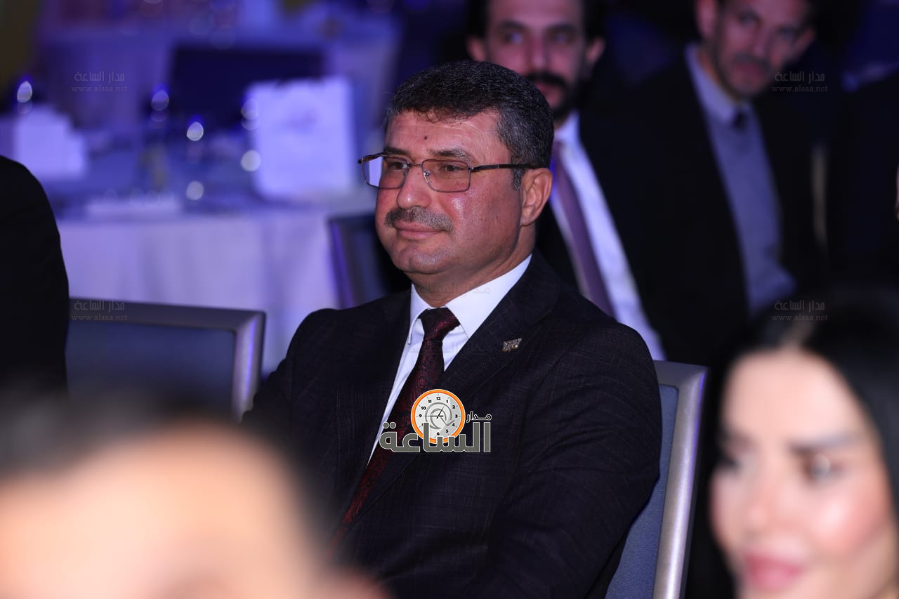 Madar Al-Saa Images 0.4846936613631696