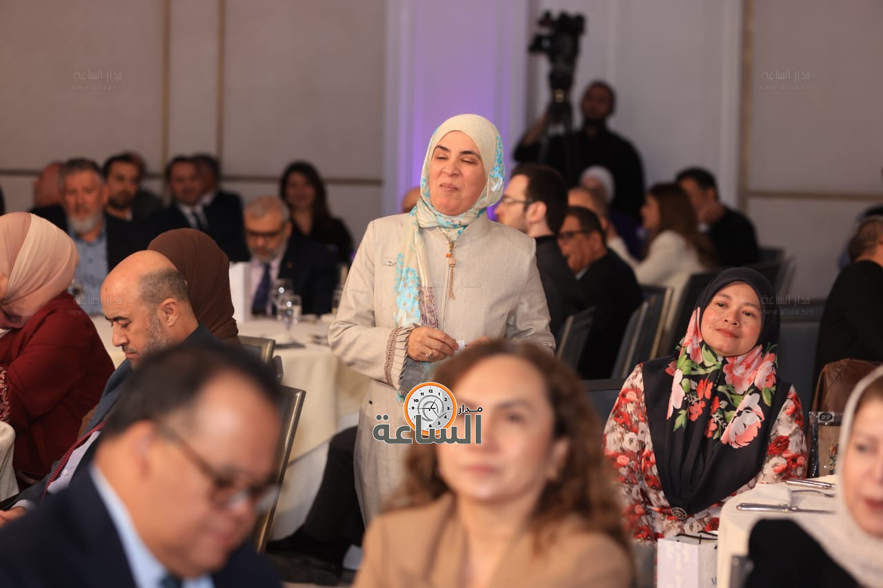 Madar Al-Saa Images 0.564141393095664