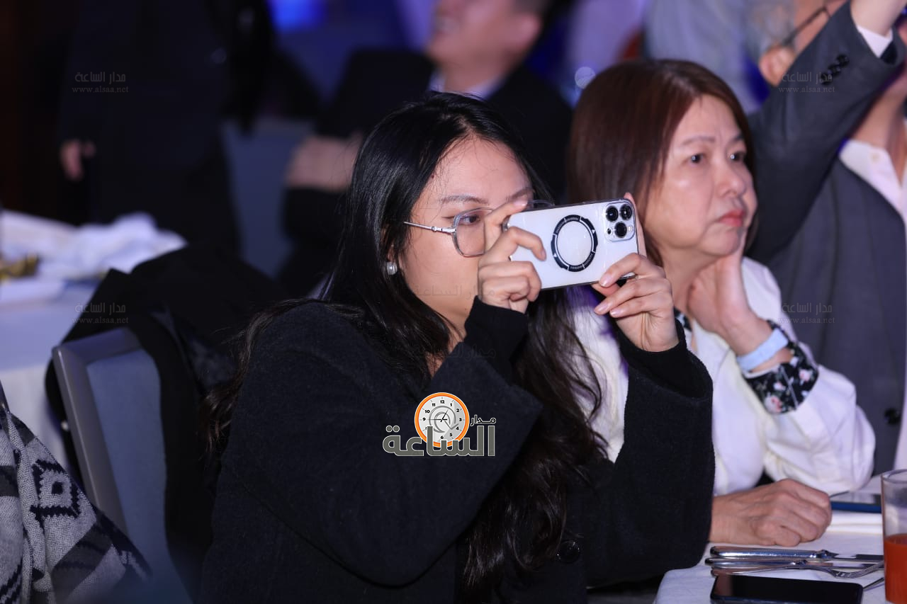 Madar Al-Saa Images 0.854445301248796