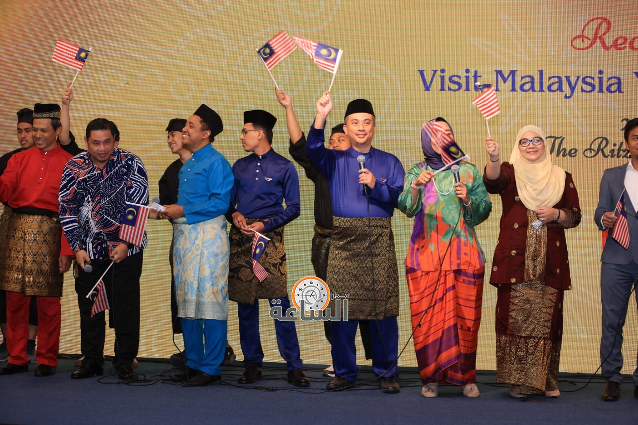 Madar Al-Saa Images 0.41152868554639244