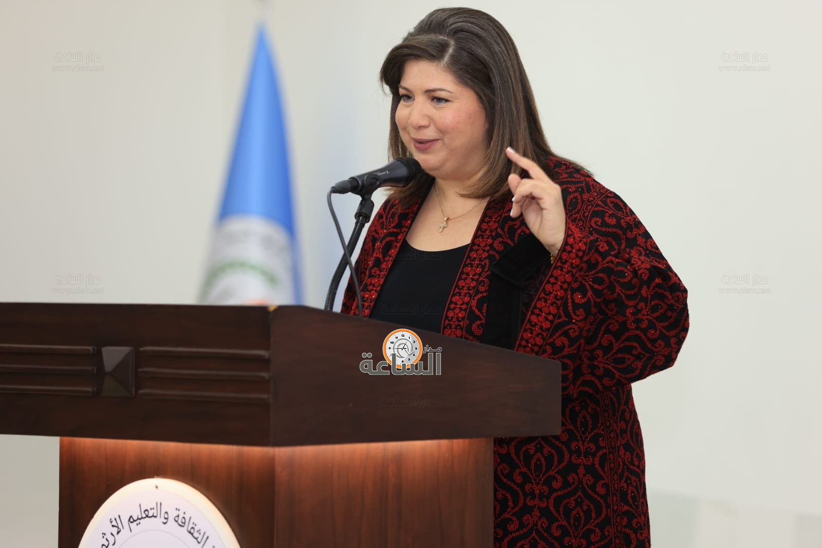 رولا فايق نصراوين