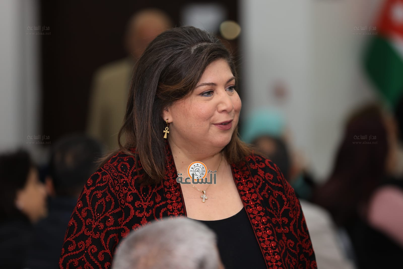 Madar Al-Saa Images 0.5131081270893066