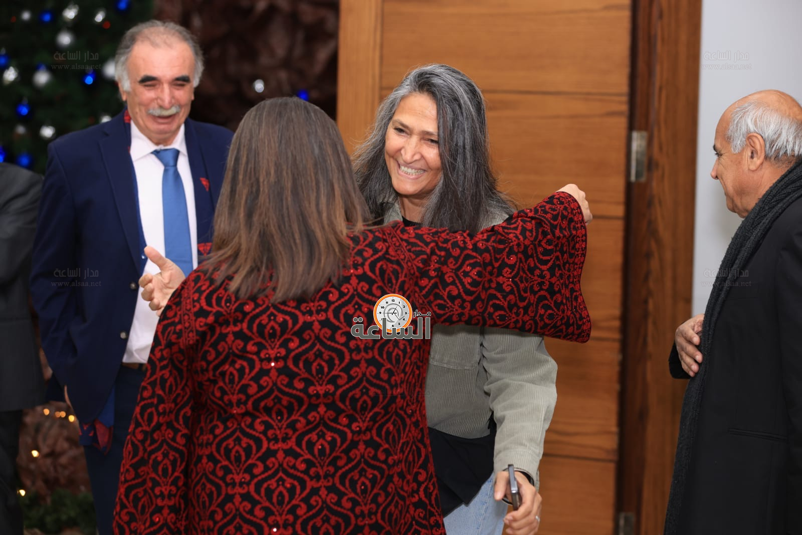 Madar Al-Saa Images 0.5072172364981229