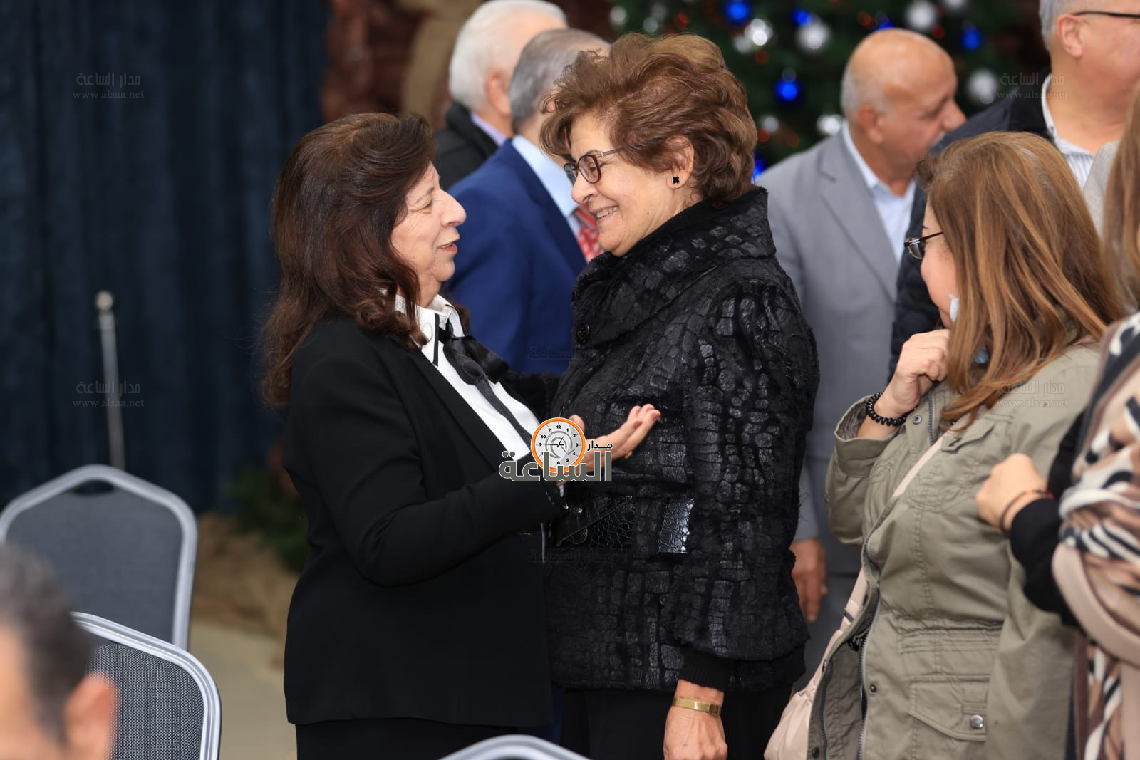 Madar Al-Saa Images 0.4926234170824316