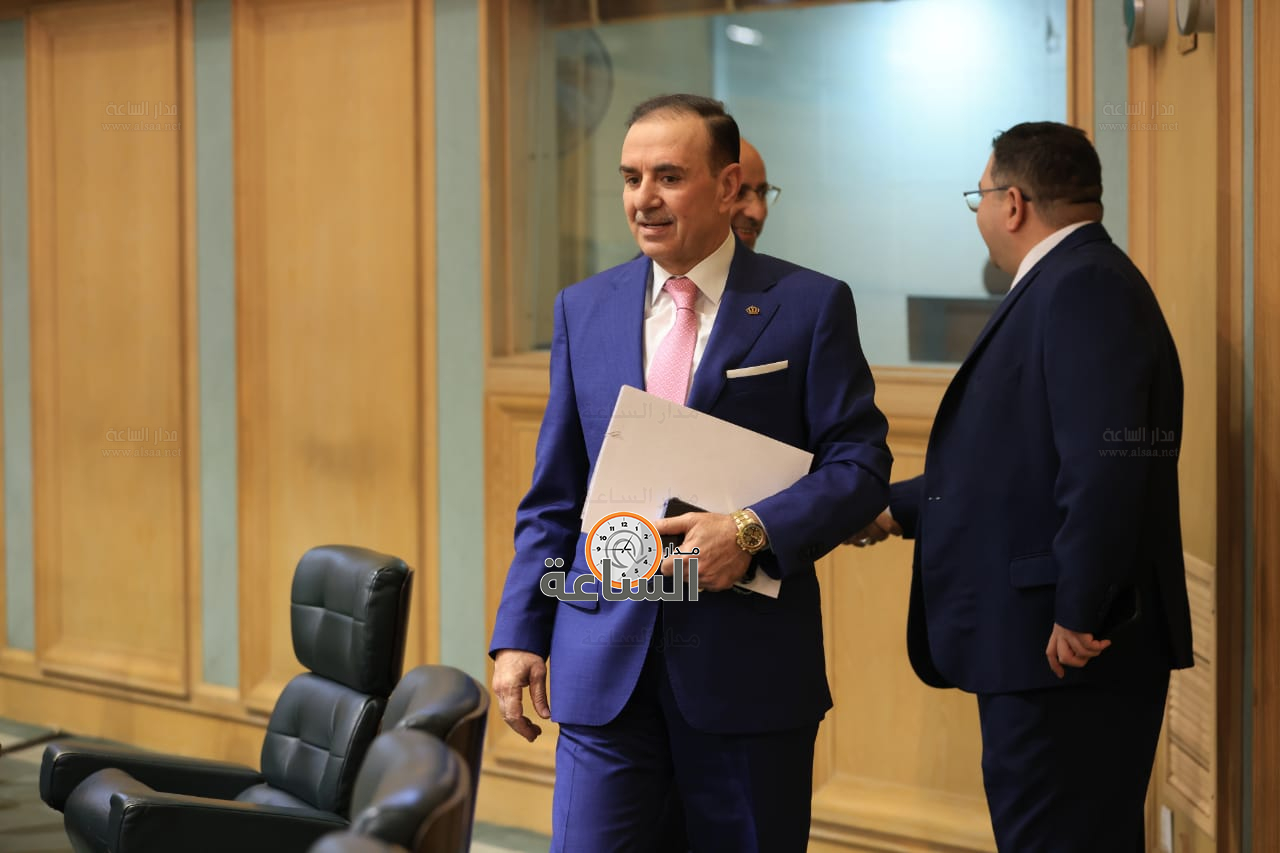 Madar Al-Saa Images 0.264660357682882