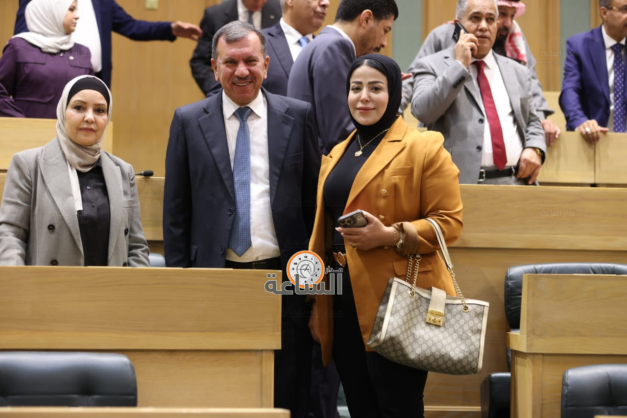 Madar Al-Saa Images 0.5709570814274738