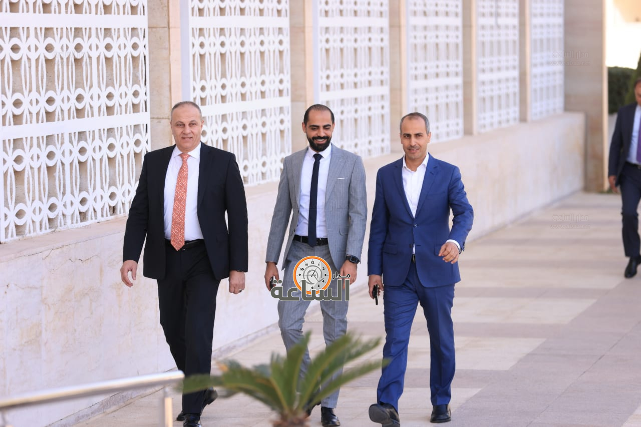 Madar Al-Saa Images 0.9255203738516535