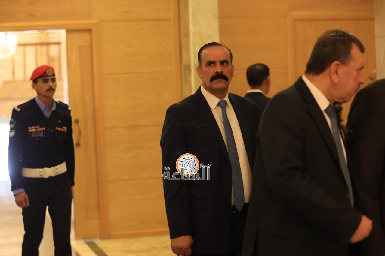 Madar Al-Saa Images 0.8840948302237385