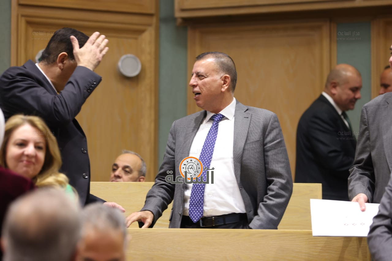 Madar Al-Saa Images 0.3121260752589169