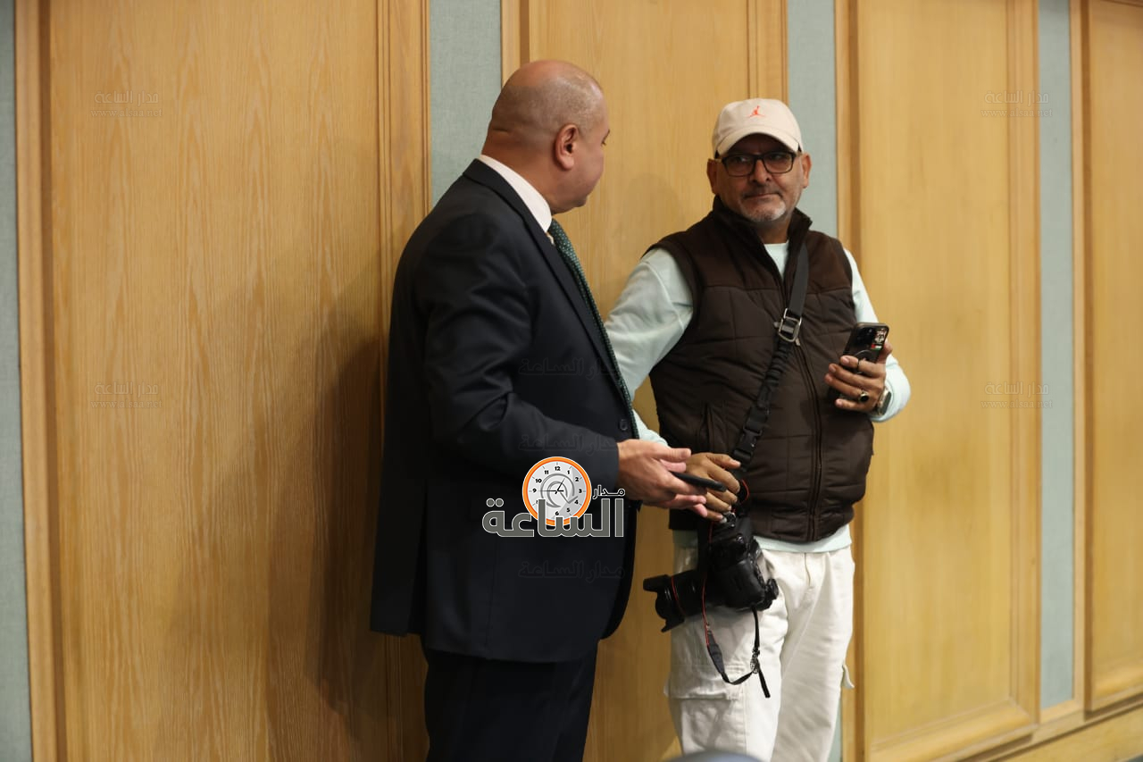 Madar Al-Saa Images 0.35228233214379745