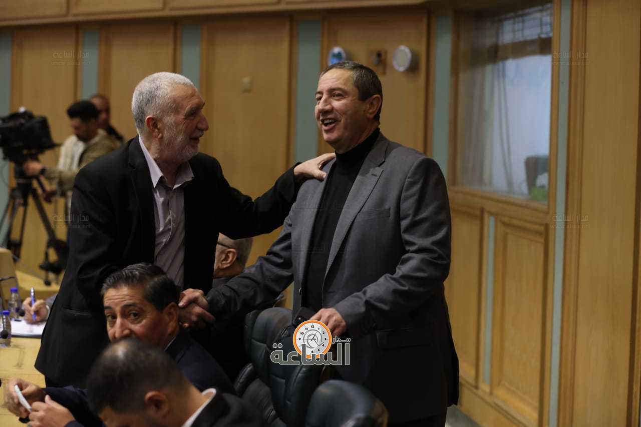 Madar Al-Saa Images 0.7128759930497701