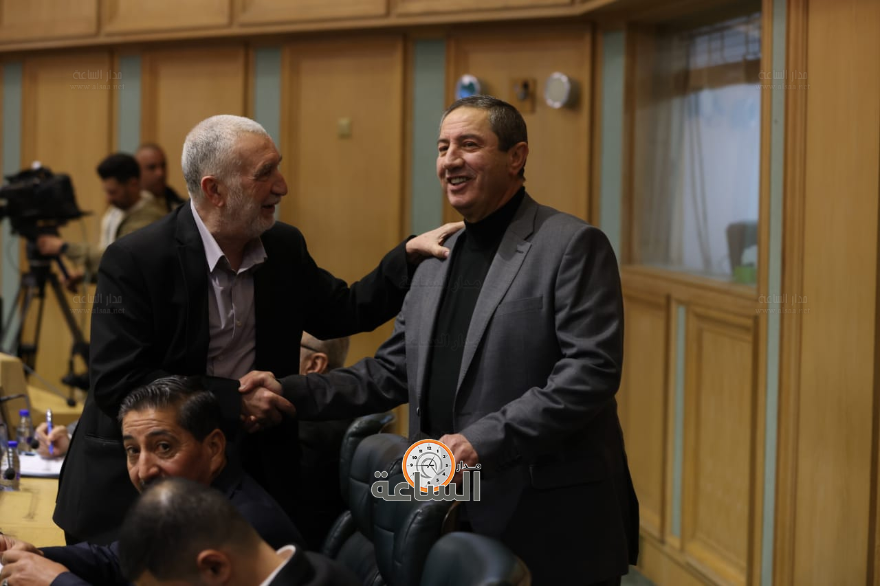 Madar Al-Saa Images 0.5929873858925419