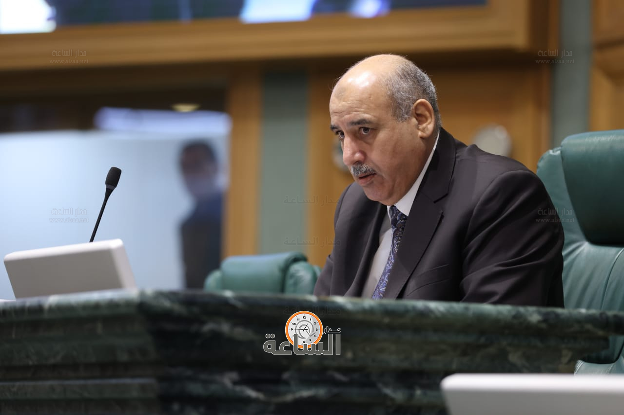 Madar Al-Saa Images 0.6165204592734769