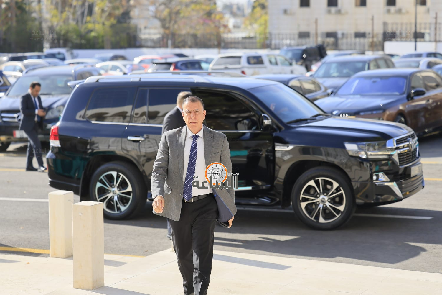 Madar Al-Saa Images 0.7975347088557762