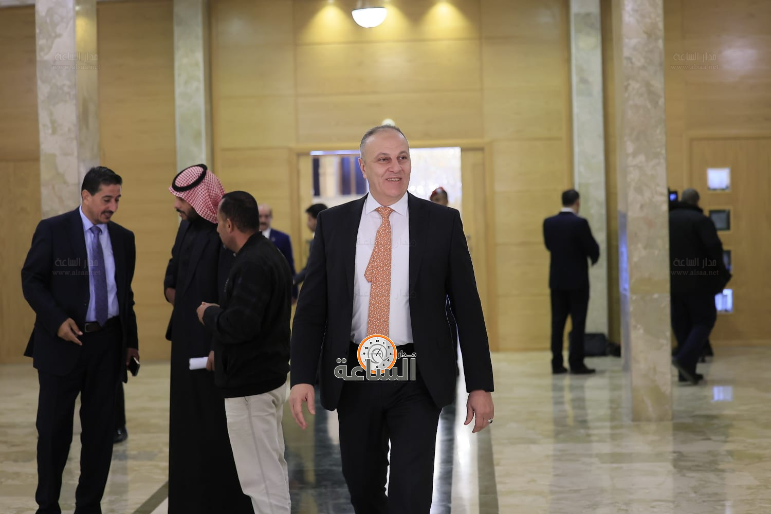 Madar Al-Saa Images 0.5514467432758274