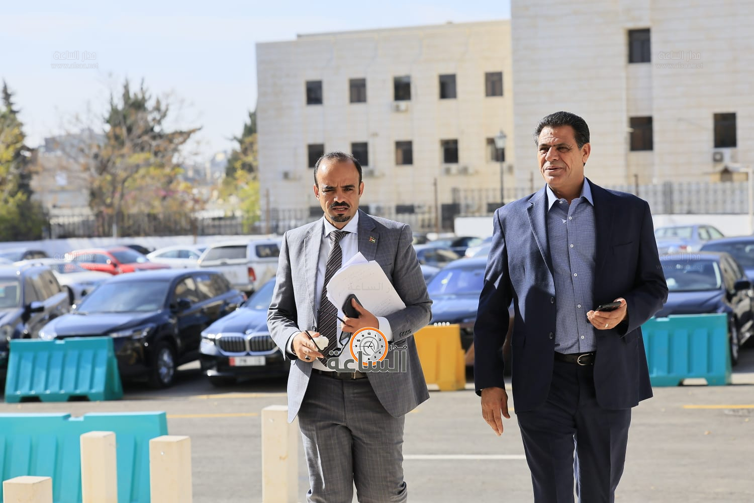 Madar Al-Saa Images 0.9513661431125935