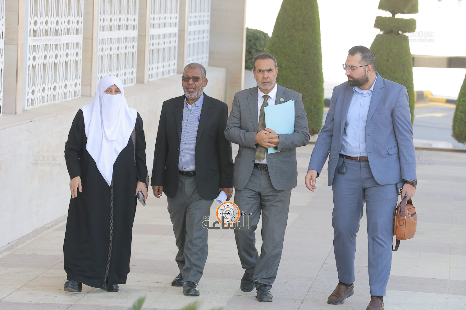 Madar Al-Saa Images 0.4293079317555287