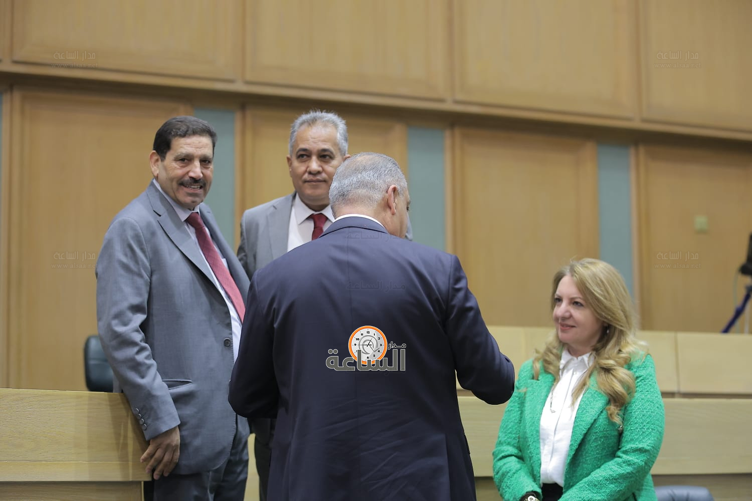 Madar Al-Saa Images 0.8996473761554984