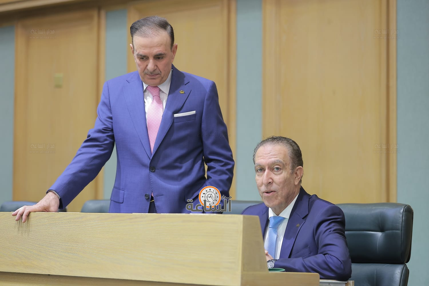 Madar Al-Saa Images 0.990716356144612