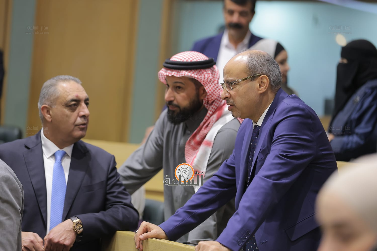 Madar Al-Saa Images 0.17618328531112004