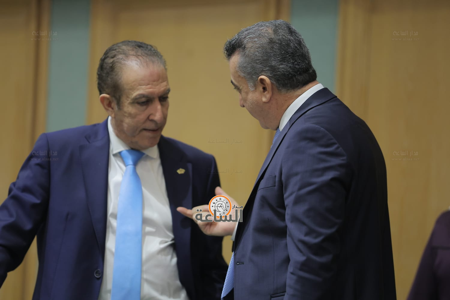 Madar Al-Saa Images 0.5210360815511231