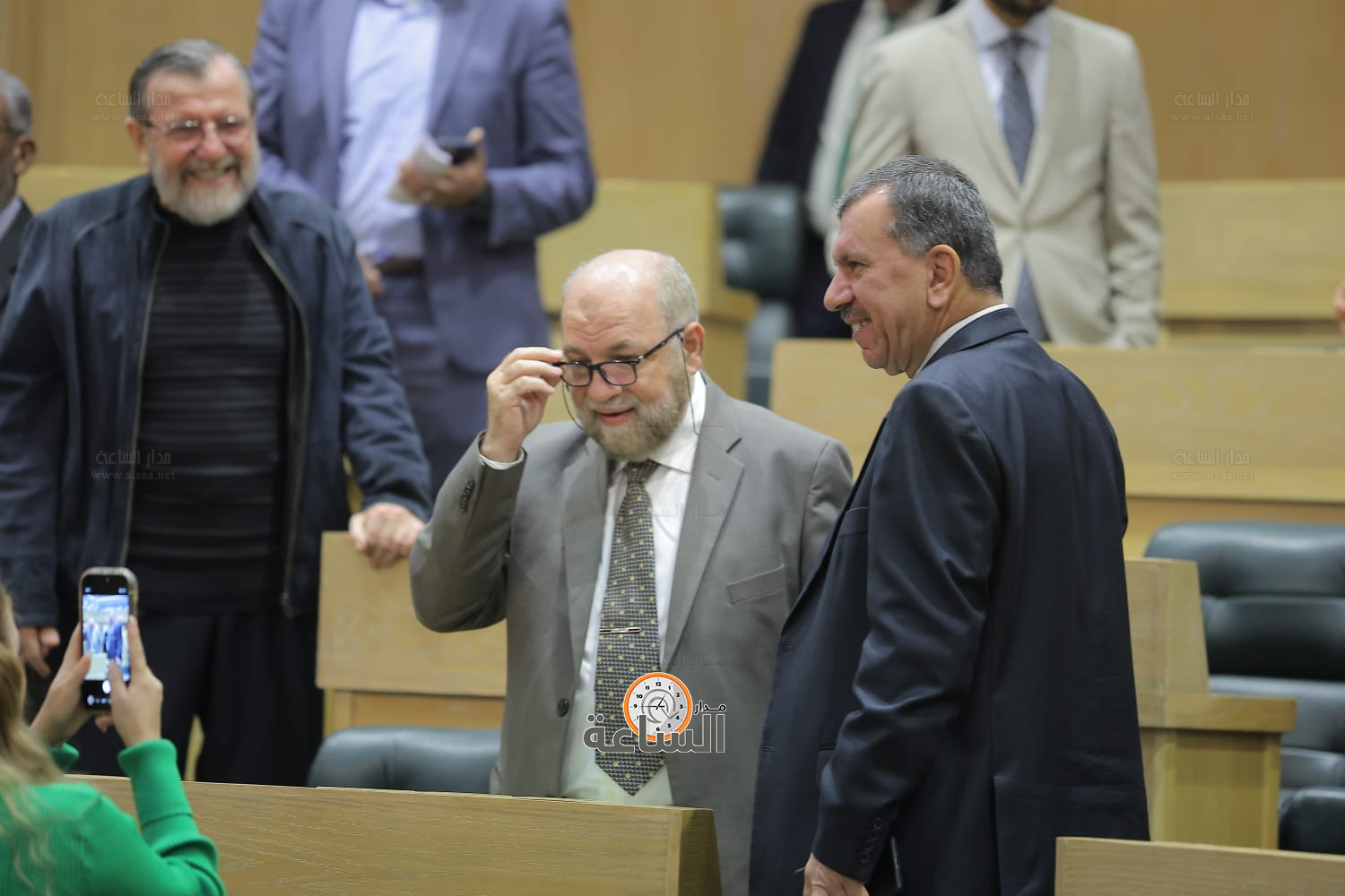 Madar Al-Saa Images 0.012543831332236799