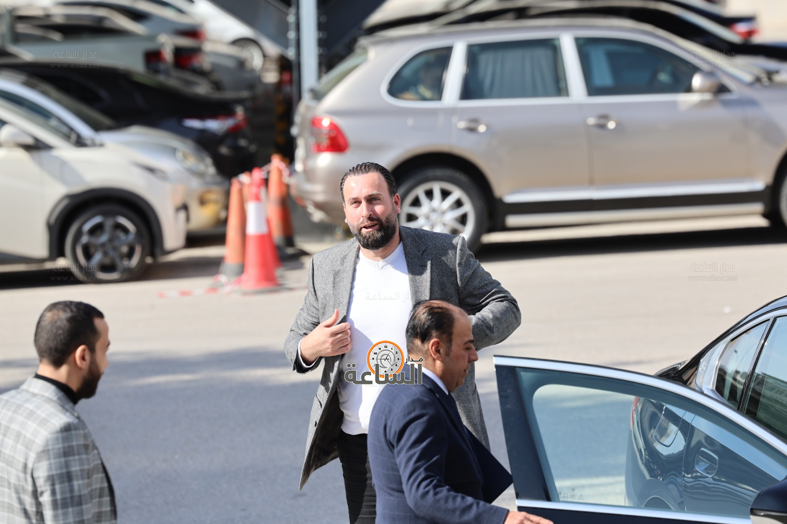 Madar Al-Saa Images 0.7641833514395885