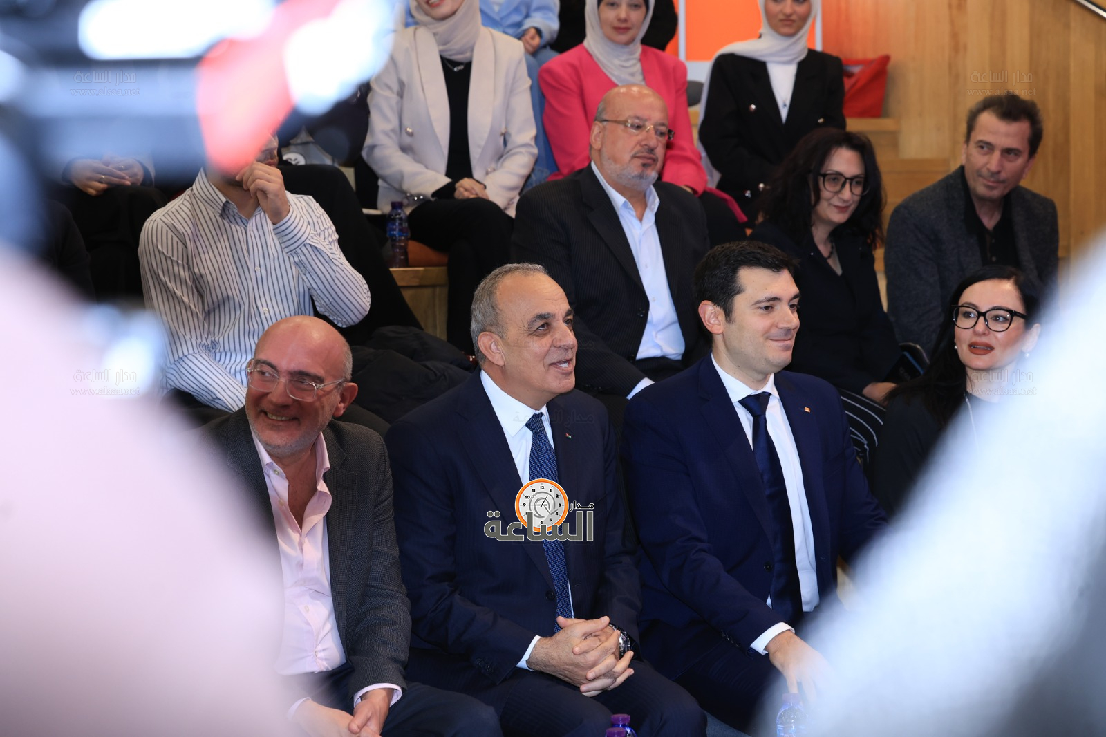 Madar Al-Saa Images 0.9933933947327712