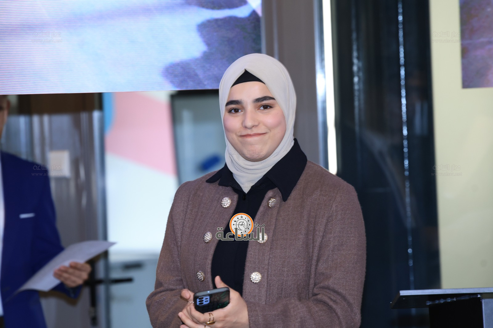 Madar Al-Saa Images 0.0832698313872906