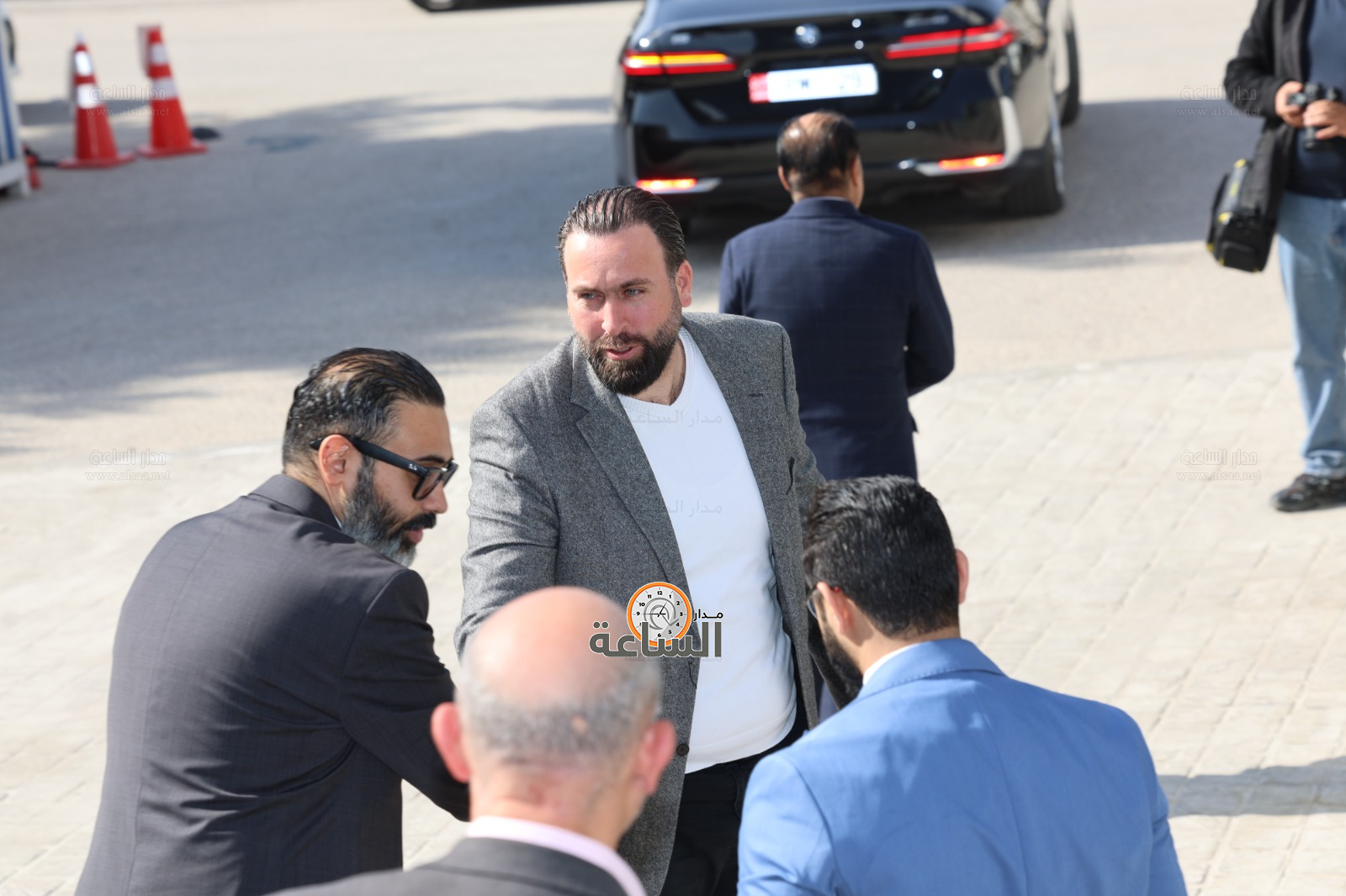 Madar Al-Saa Images 0.8192731667756235