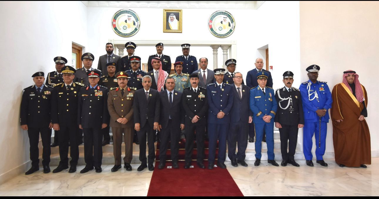 Madar Al-Saa Images 0.031509054469460396