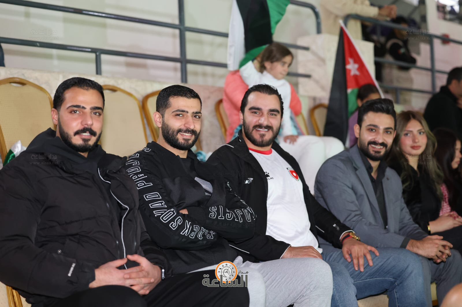 Madar Al-Saa Images 0.5669034318162791