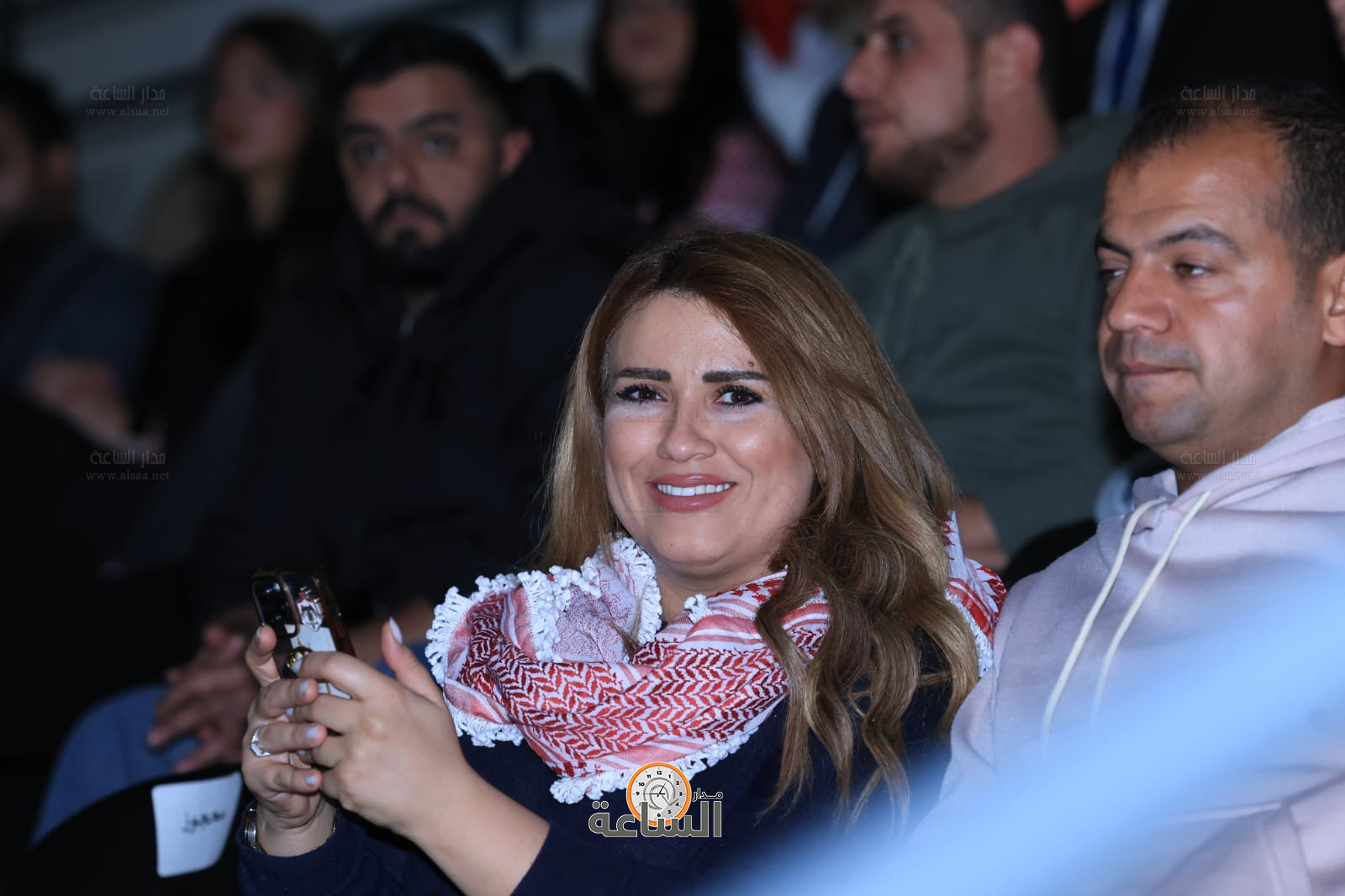 Madar Al-Saa Images 0.4991532804260719