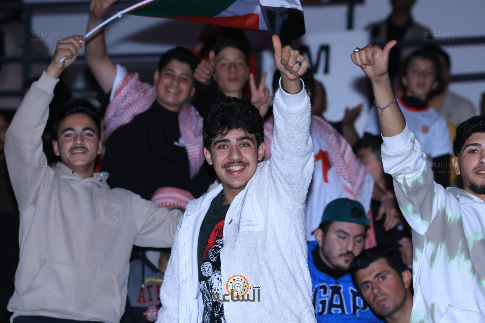 Madar Al-Saa Images 0.6170286557863989