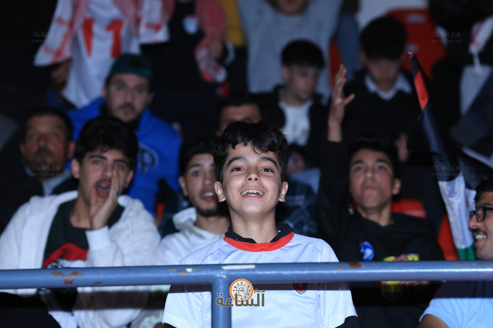 Madar Al-Saa Images 0.4941216649100211