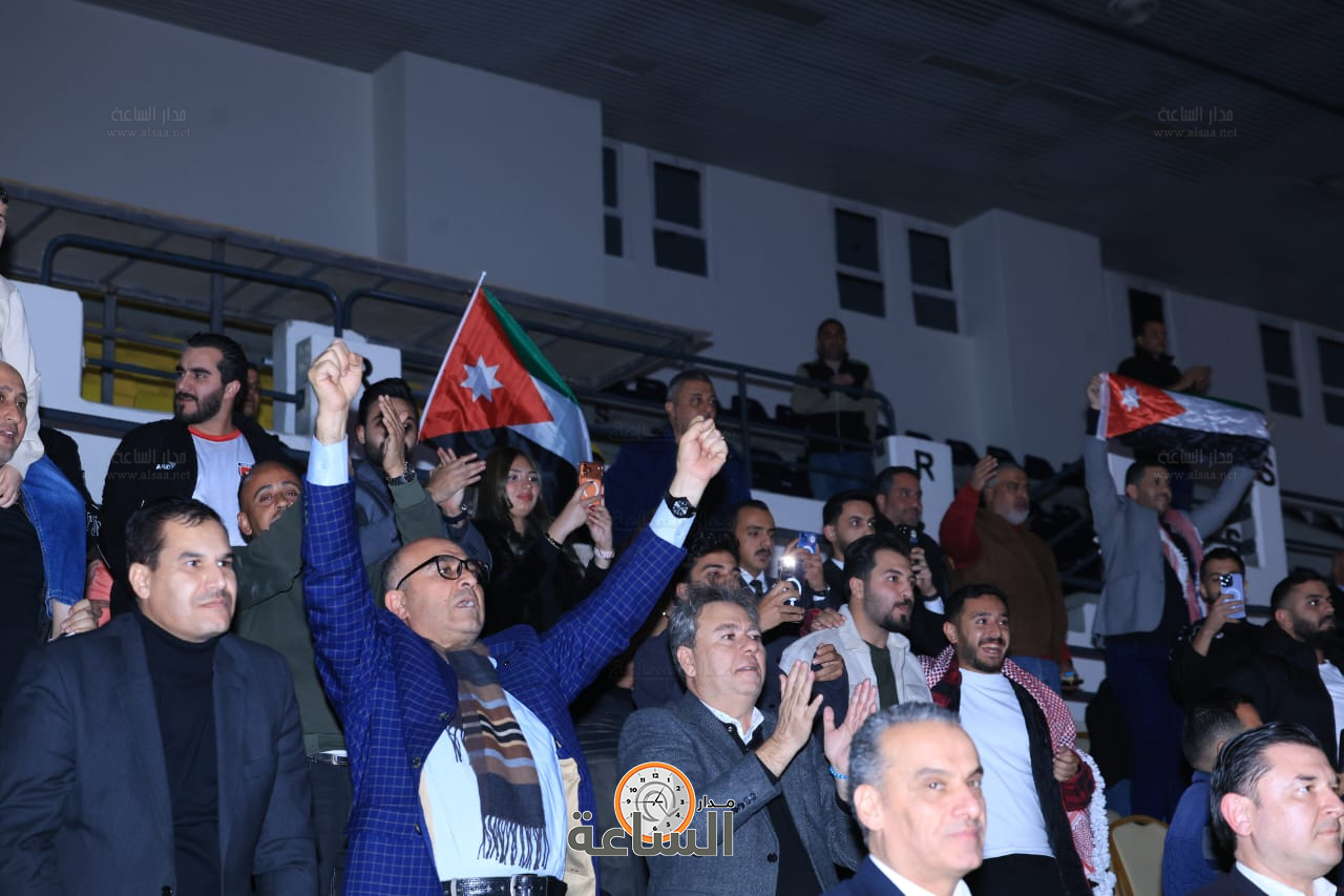 Madar Al-Saa Images 0.7419166380994026