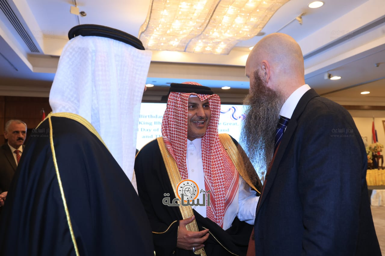 Madar Al-Saa Images 0.40965537490473714