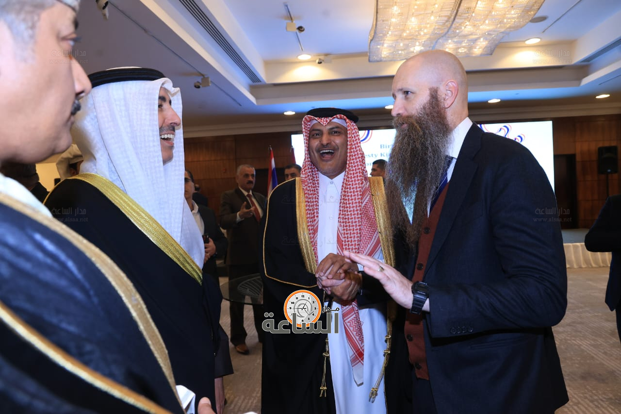 Madar Al-Saa Images 0.12071235411348613