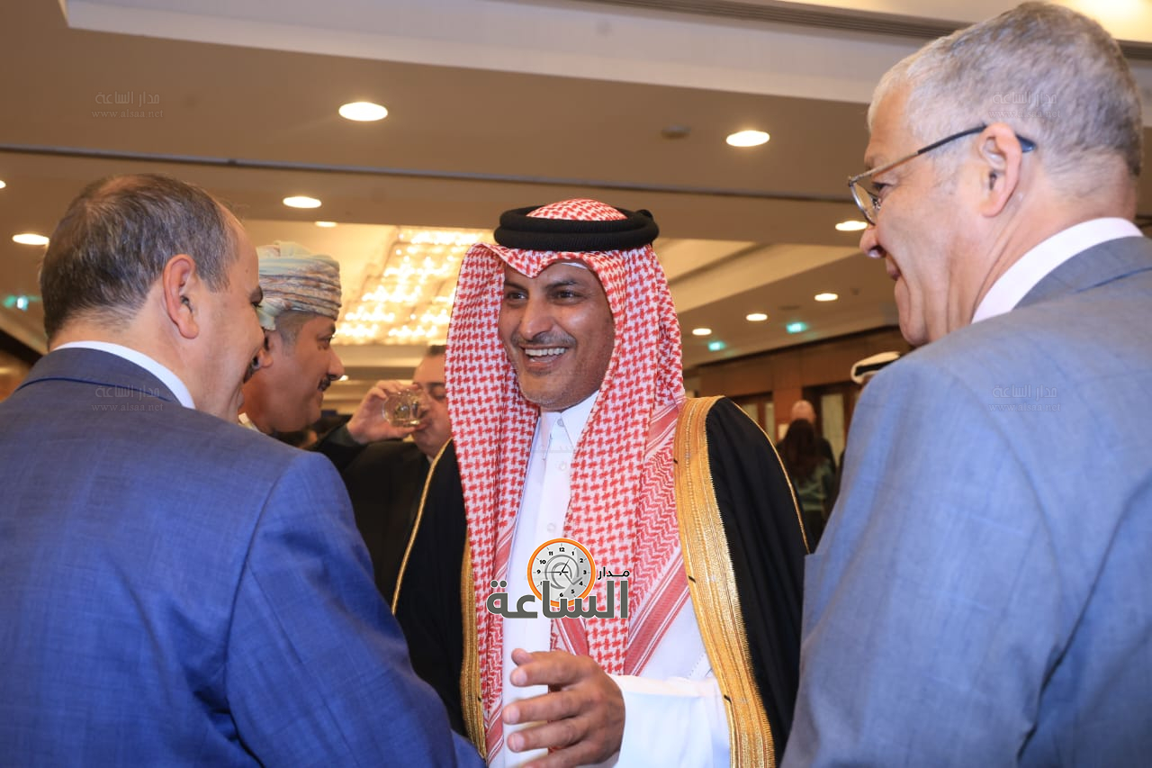 Madar Al-Saa Images 0.06192799996283582