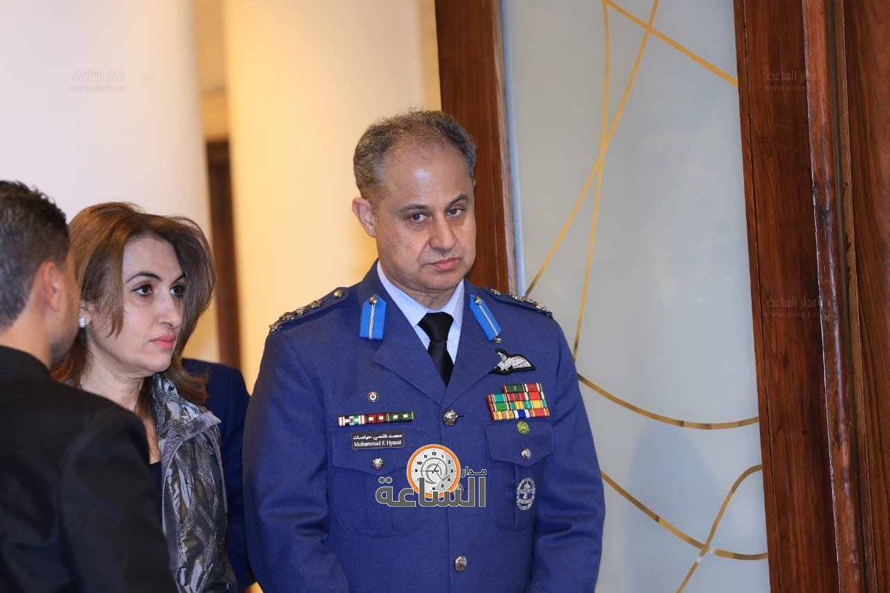 Madar Al-Saa Images 0.6948127509437764