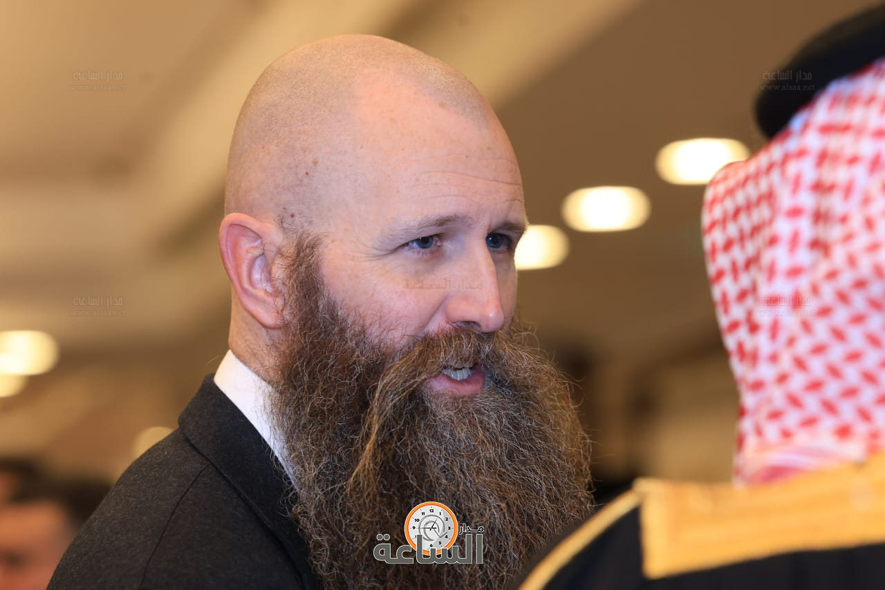 Madar Al-Saa Images 0.4996630864970262